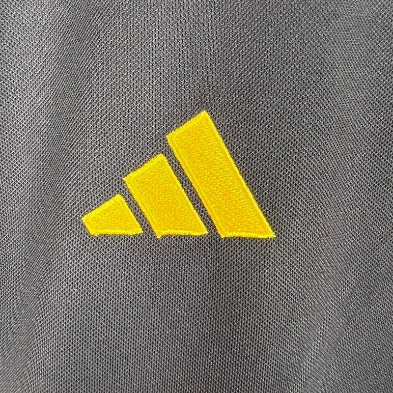 Camisa Atlético Mineiro III 23/24 - Torcedor Adidas Feminina - Preta com detalhes em amarelo