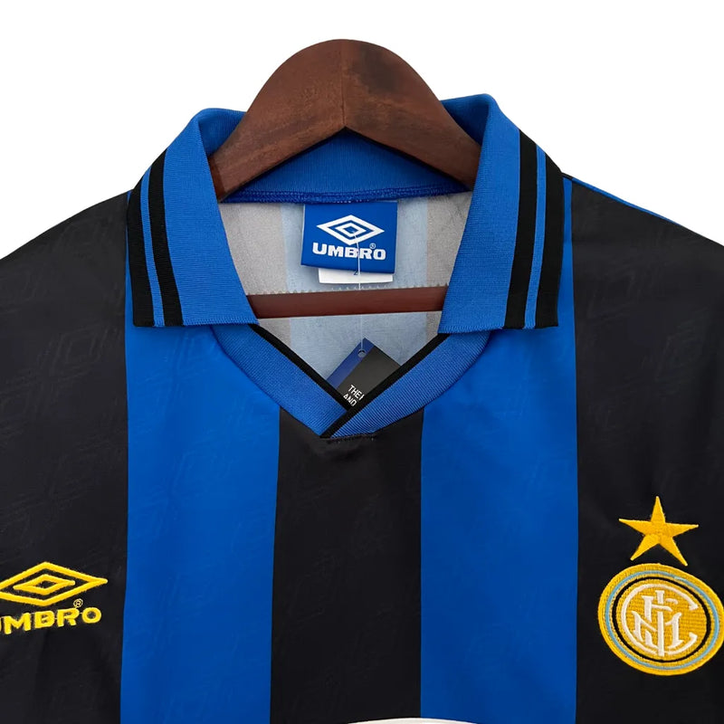 Camisa Retrô Inter de Milão I 1995/1996 - Masculina Umbro - Azul e preta