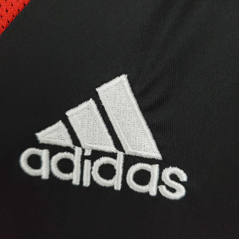 Camisa Retrô Benfica 2009/2010 - Masculina Adidas - Preta com detalhes em vermelho