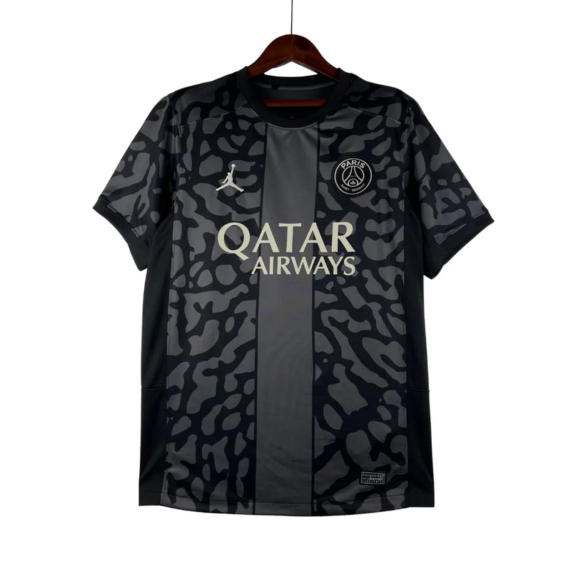 Camisa Paris Saint-Germain III 23/24 - Torcedor Nike Masculina - Preta com detalhes em cinza