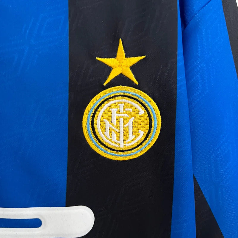 Camisa Retrô Inter de Milão I 1995/1996 - Masculina Umbro - Azul e preta