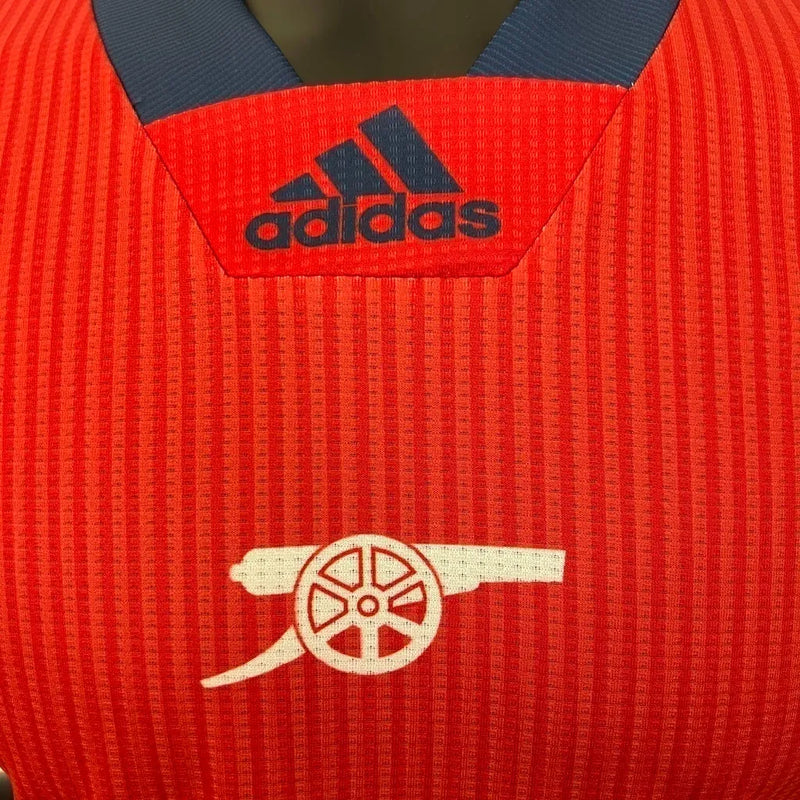 Camisa Arsenal Coleção Especial 23/24 - Jogador Adidas Masculina - Vermelha com detalhes em azul e branco