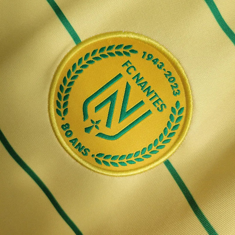 Camisa Nantes Edição Especial 23/24 - Torcedor Macron Masculina - Amarela com detalhes em verde