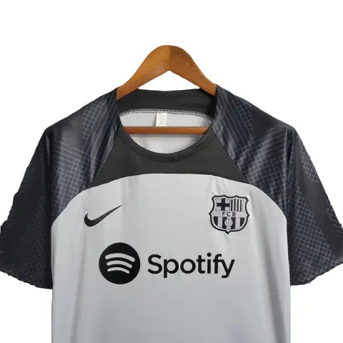 Camisa Barcelona Treino 23/24 - Torcedor Nike Masculina - Cinza