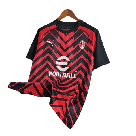 Camisa AC Milan Treino 23/24 - Torcedor Puma Masculina - Vermelha e preta