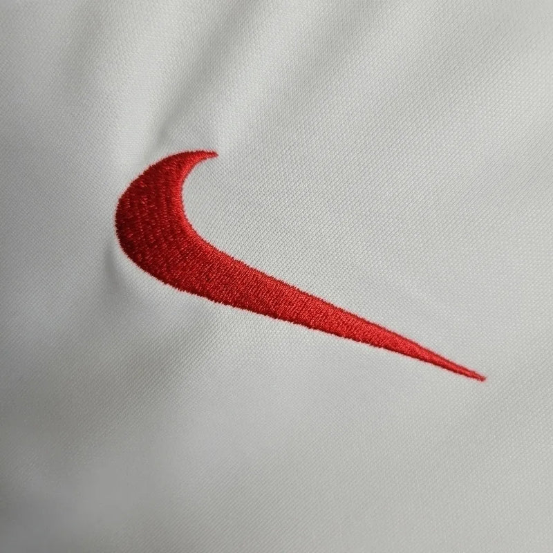 Camisa Red Bull Leipzig I 23/24 - Torcedor Nike Masculina - Branca com detalhes em vermelho