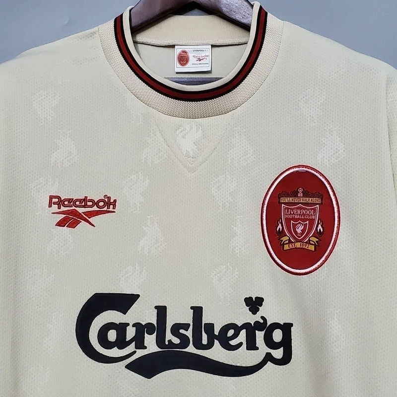 Camisa Retrô Liverpool II 1996/1997 - Torcedor Reebok Masculina - Bege com detalhes em vermelho