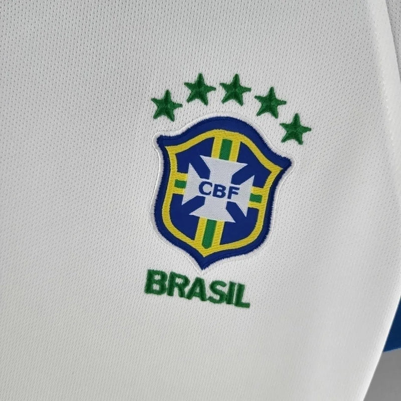 Camisa Seleção Brasileira Copa América 2019/2020 Torcedor Nike Feminina - Branca com detalhes em azul e verde