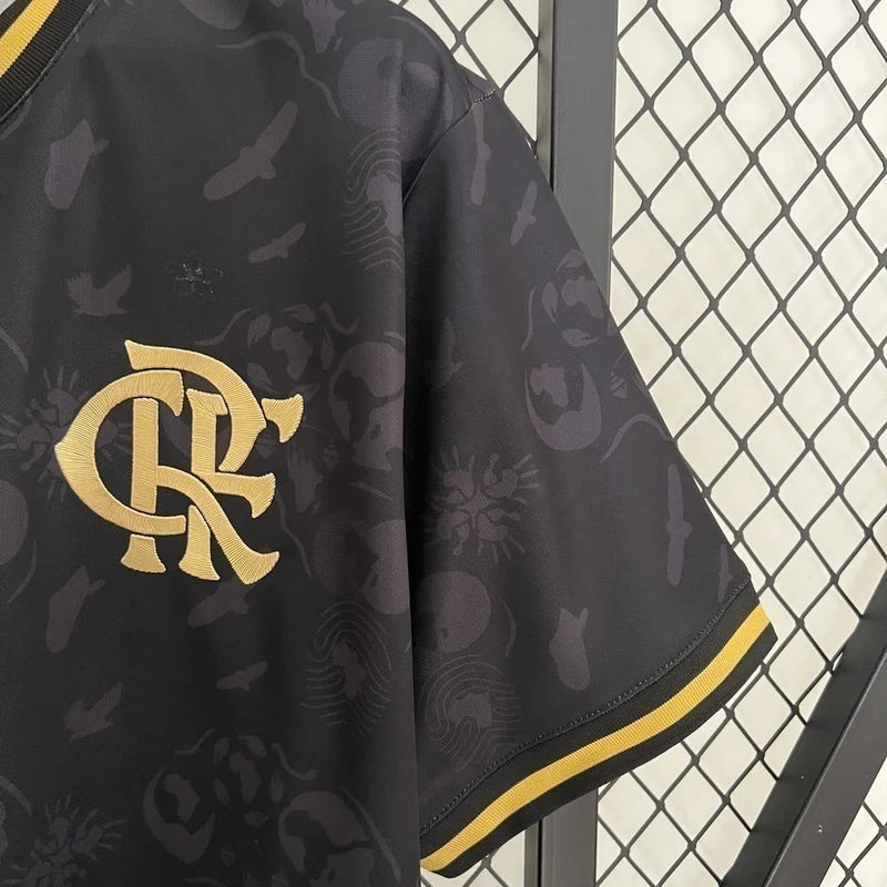 Camisa Flamengo Edição Especial Consciência Negra 23/24 Torcedor Masculina - Preta com detalhes em dourado