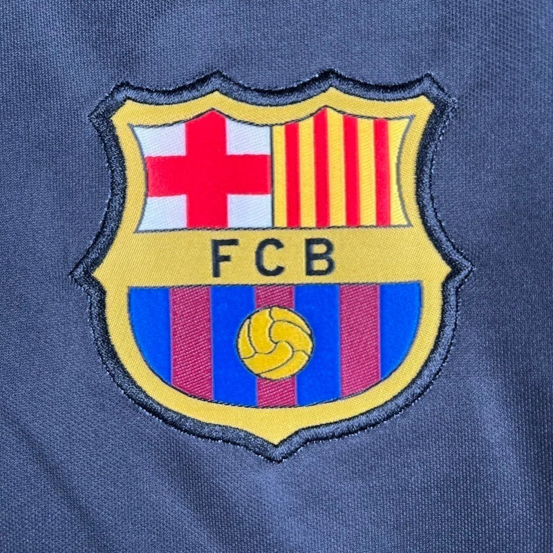 Camisa Barcelona Edição Especial 23/24 - Torcedor Nike Masculina - Preta com detalhes grená