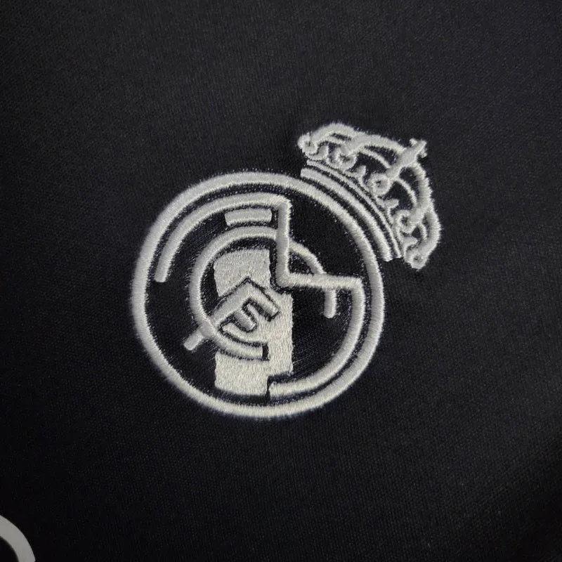 Kit Infantil Real Madrid Edição especial 24/25 - Y-3 - Preto com desenhos de rosas