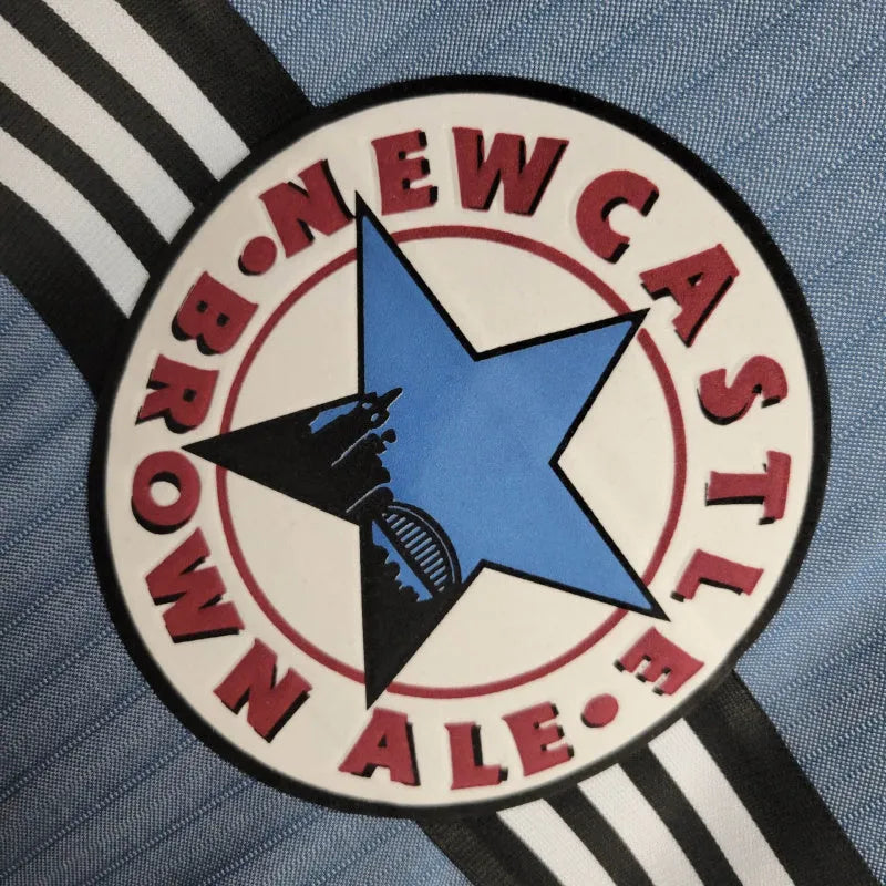 Camisa Retrô Newcastle II 1995/1996 - Adidas Masculina - Azul com detalhes em branco