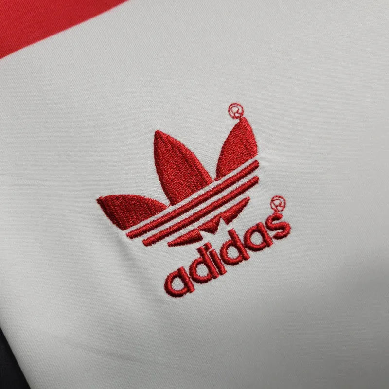 Camisa Retrô Flamengo II 1986 - Adidas Masculina - Branca com detalhes em vermelho