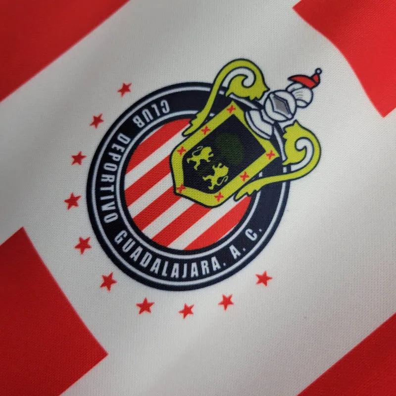 Camisa Retrô Chivas Guadalajara 2002/2003 - Masculina Atlética - Branca com detalhes em vermelho e azul