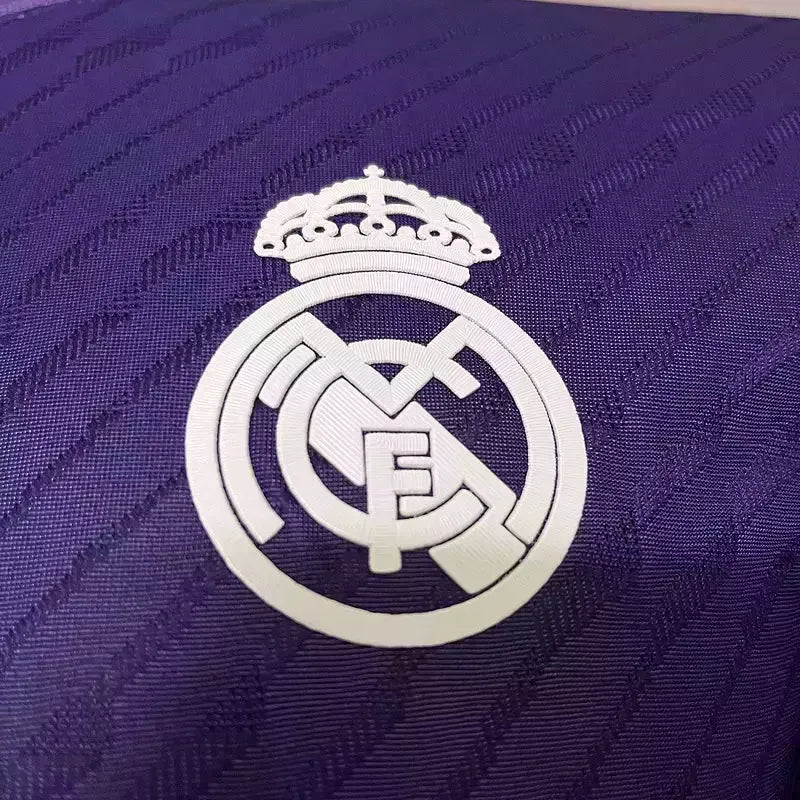 Camisa Real Madrid Edição especial 23/24 - Jogador Y-3 Masculina - Roxa