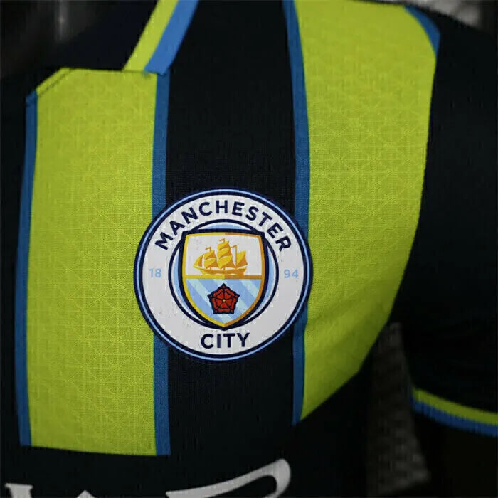 Camisa Manchester City II 24/25 - Jogador Puma Masculina - Preta com detalhes em amarelo e azul