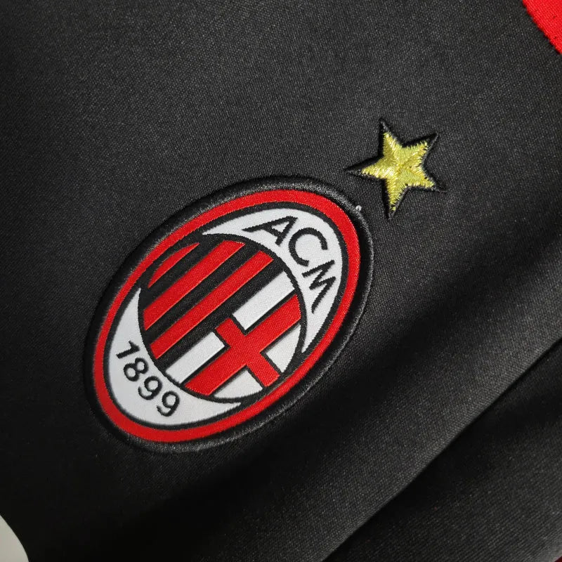 Camisa Retrô AC Milan II 2007/2008 - Masculina Adidas - Preta com detalhes em vermelho