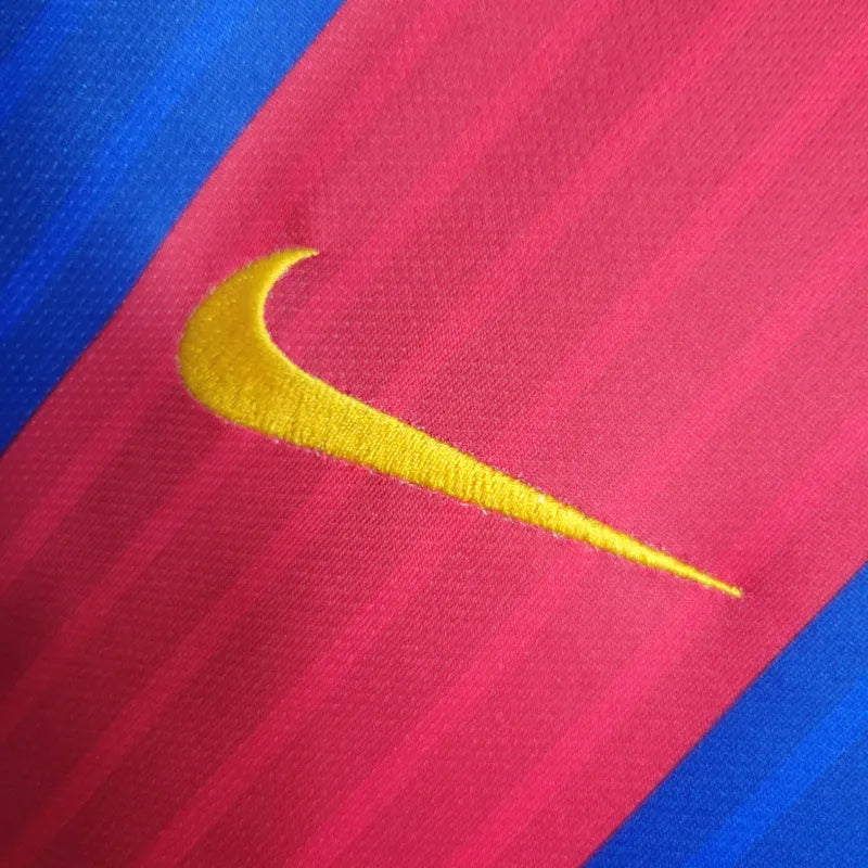 Camisa Retrô Barcelona I 16/17 - Masculina Nike - Azul e vermelha