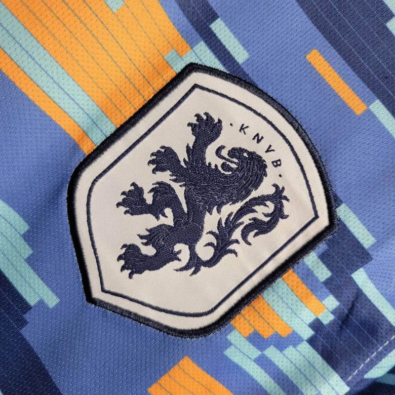 Camisa Seleção da Inglaterra Treino 24/25 - Torcedor Nike Masculina - Azul com detalhes em laranja