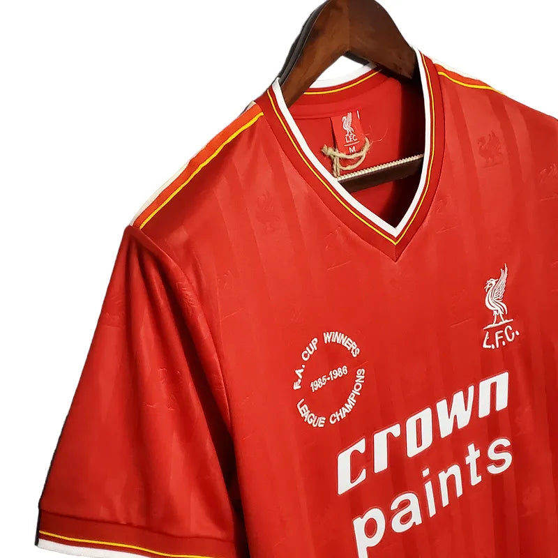 Camisa Retrô Liverpool 1985/1986 - Masculina - Vermelha com detalhes em branco