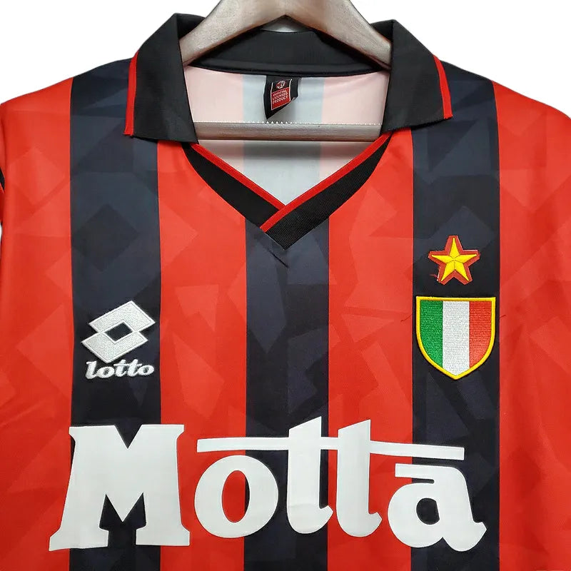 Camisa Retrô AC Milan I 1993/1994 - Masculina Lotto - Vermelha e preta