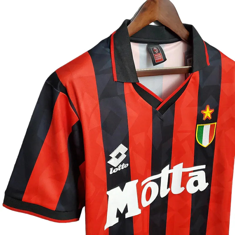 Camisa Retrô AC Milan I 1993/1994 - Masculina Lotto - Vermelha e preta