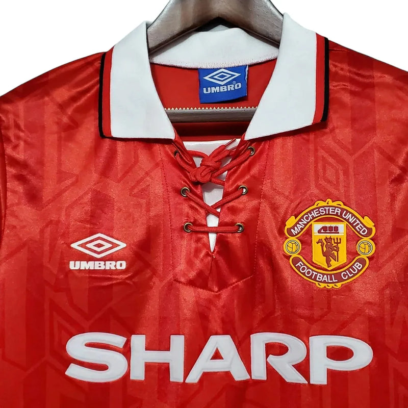 Camisa Retrô Manchester United 1992/1994 - Umbro Masculina - Vermelha com detalhes em branco