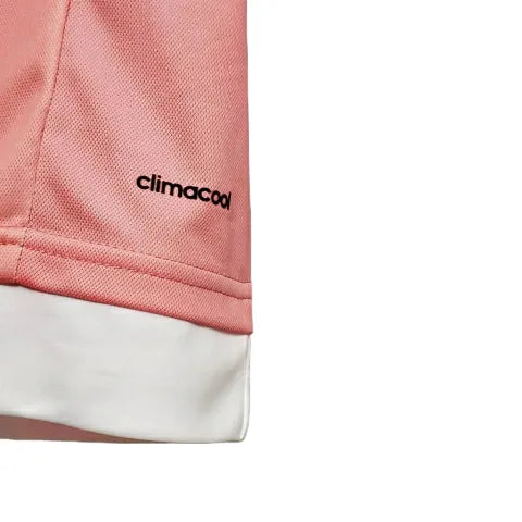 Camisa Retrô Juventus 2015/2016 - Adidas Masculina - Rosa com detalhes em preto