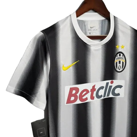 Camisa Retrô Juventus 2011/2012 - Nike Masculina - Preta e branca