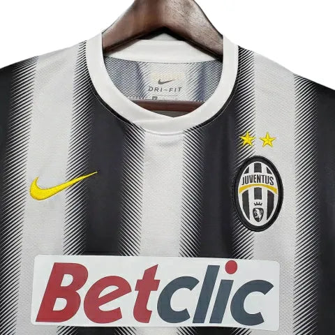 Camisa Retrô Juventus 2011/2012 - Nike Masculina - Preta e branca