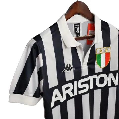 Camisa Retrô Juventus 1984/1985 - Kappa Masculina - Preta e branca