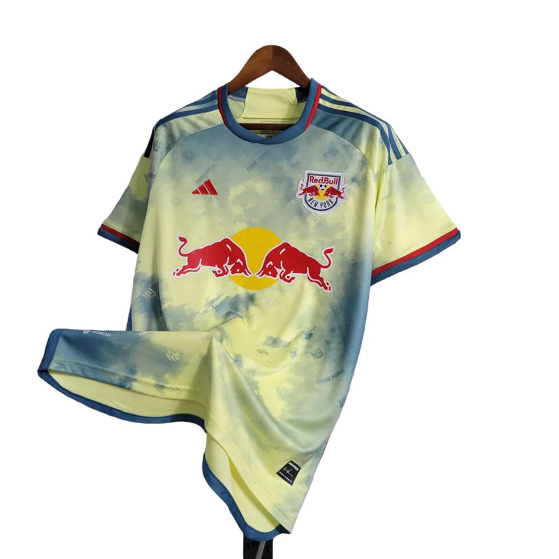 Camisa Red Bull New York Edição Especial New Cow Stadium 23/24 Adidas Torcedor Masculino - Amarela com detalhes em azul e vermelho