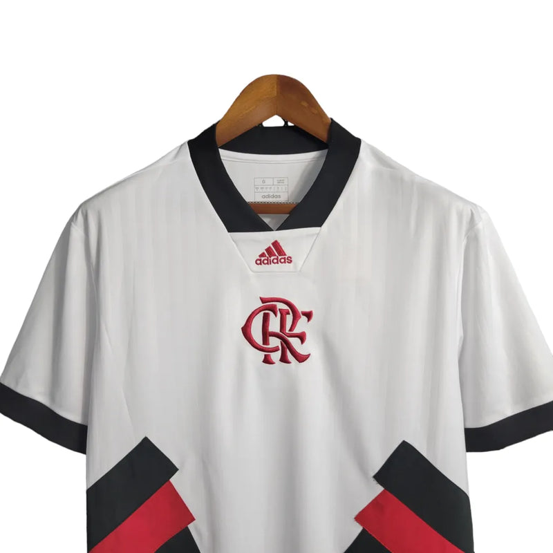 Camisa Flamengo II 23/24 Torcedor Adidas Masculina - Branca com detalhes em preto e vermelho