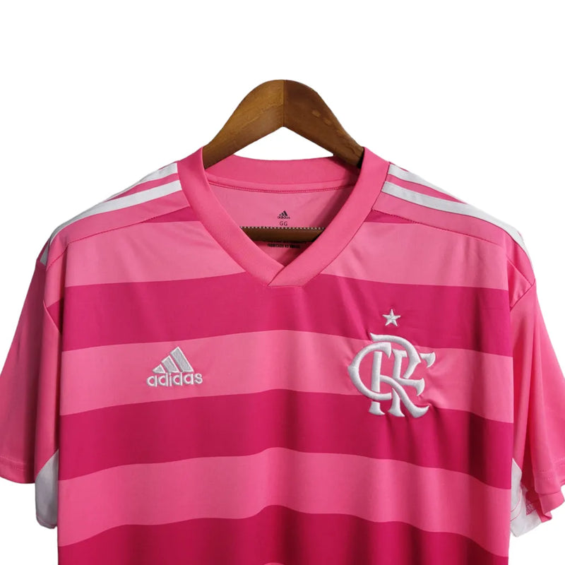 Camisa Flamengo Retrô Outubro Rosa 2022 Torcedor Masculina - Rosa em 2 tons e o simbolo em branco