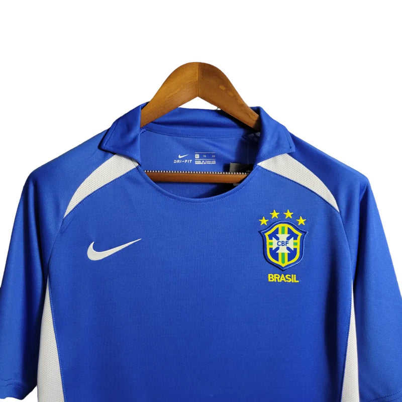 Camisa Seleção Brasileira Retrô II 2002 Nike Torcedor Masculina - Azul com detalhes em branco