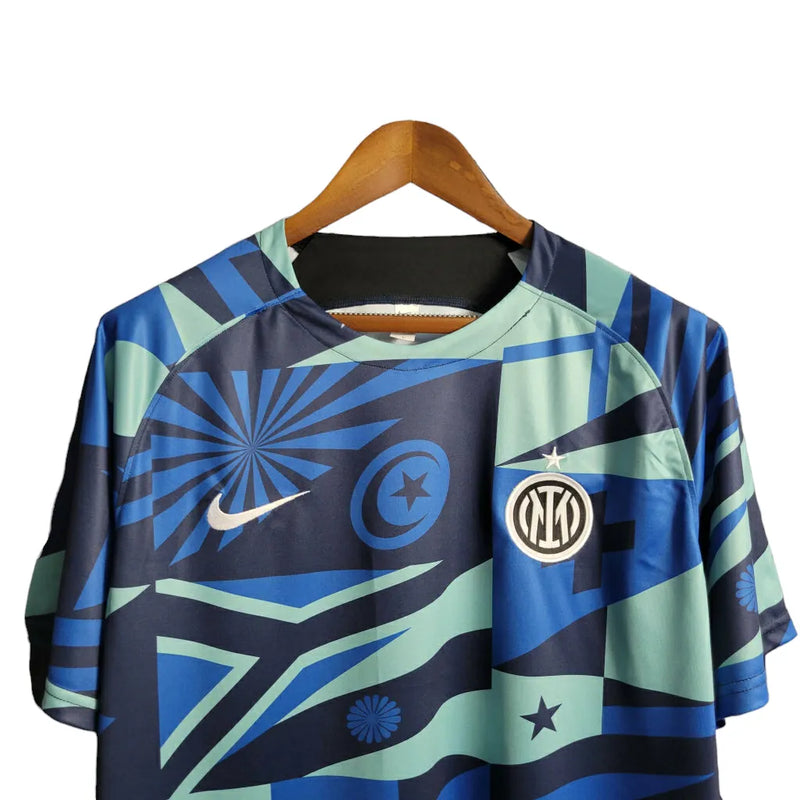 Camisa Inter de Milão Treino 23/24 - Torcedor Adidas Masculina - Azul com detalhes em verde e branco