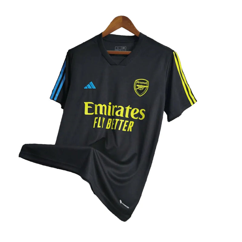 Camisa Arsenal Treino 23/24 - Torcedor Adidas Masculina - Preto com detalhes em azul e amarelo