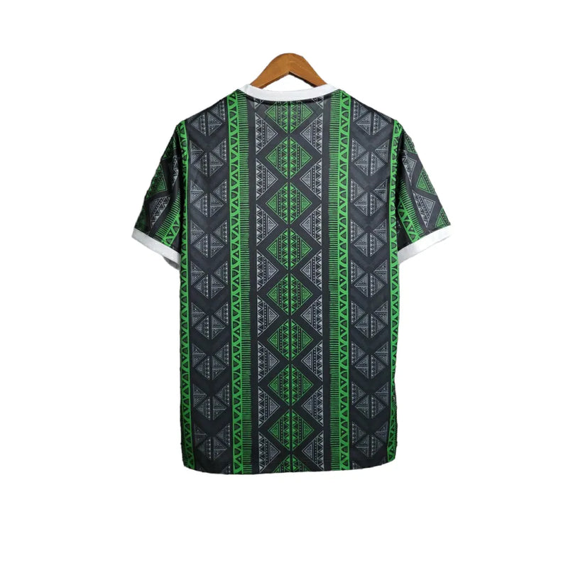 Camisa Seleção Nigéria Treino II 23/24 - Torcedor Nike Masculina - Verde com detalhes em preto e branco