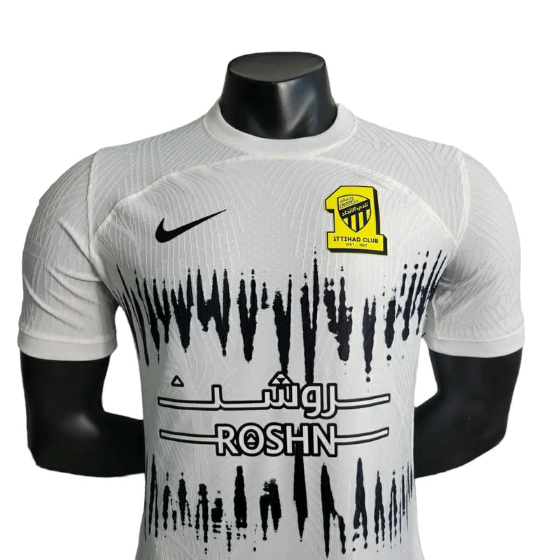 Camisa Al-Ittihad III 23/24 - Jogador Nike Masculina - Branca com detalhes em preto e amarelo