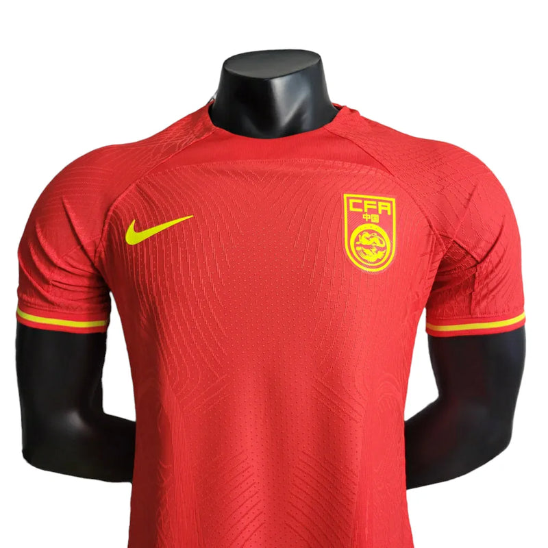 Camisa Seleção China I 23/24 - Jogador Nike Masculina - Vermelha com detalhes em amarelo