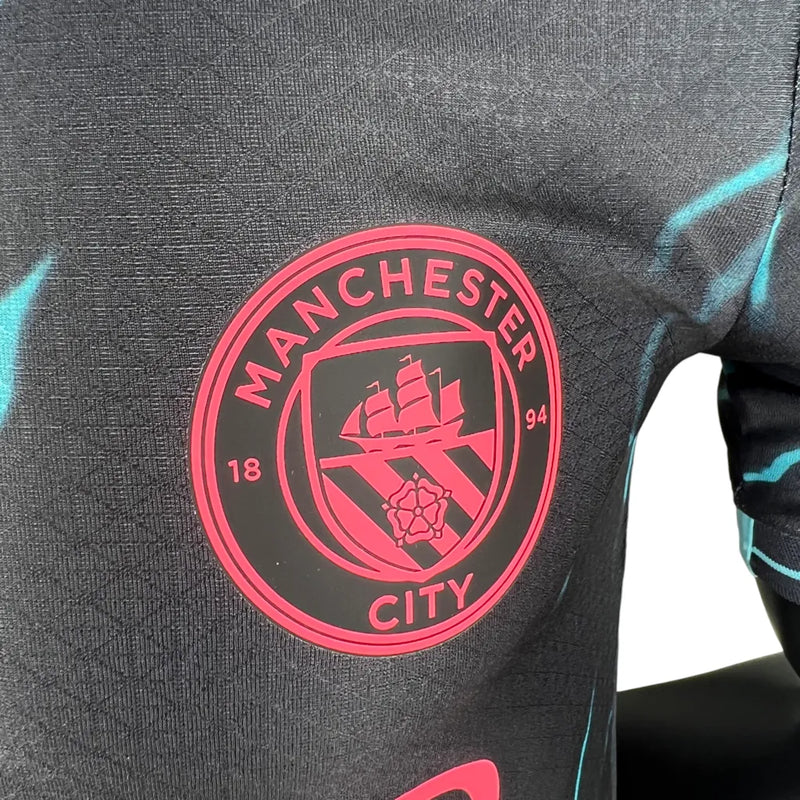 Camisa Manchester City II 23/24 - Jogador Puma Masculina - Azul com detalhes em rosa