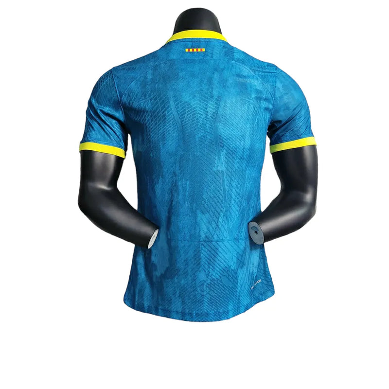 Camisa Barcelona Edição Especial 23/24 - Jogador Nike Masculina - Azul com detalhes em amarelo e vermelho