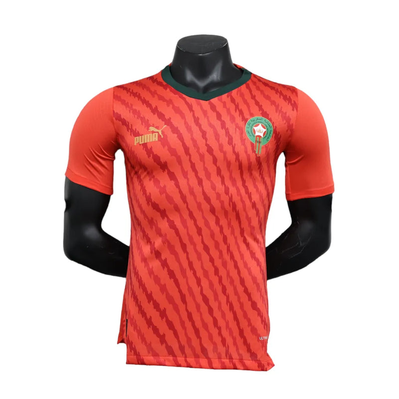 Camisa Marrocos I 23/24 - Jogador Puma Masculina - Vermelha com detalhes em verde e dourado