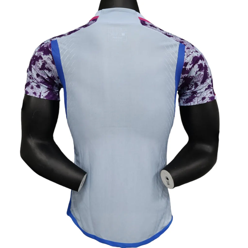 Camisa Seleção da Inglaterra Edição Especial 23/24 - Jogador Adidas Masculina - Branca com detalhes em roxo e azul