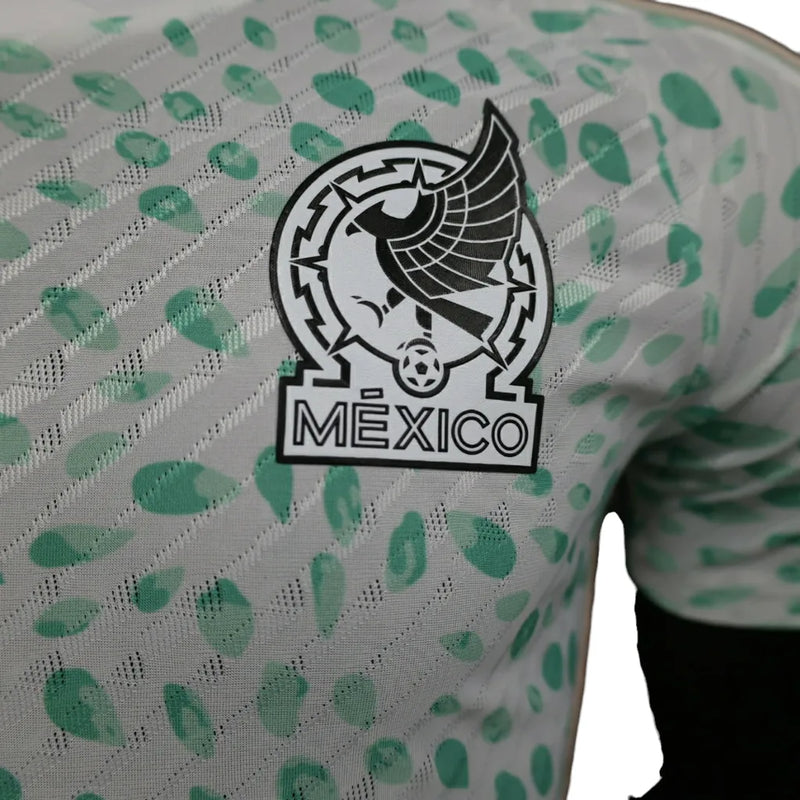 Camisa Seleção do México III 23/24 - Jogador Adidas Masculina - Branca com detalhes em verde