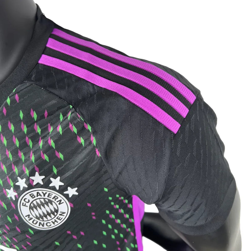 Camisa Bayern II 23/24 - Jogador Adidas Masculina - Preta com detalhes em roxo e verde