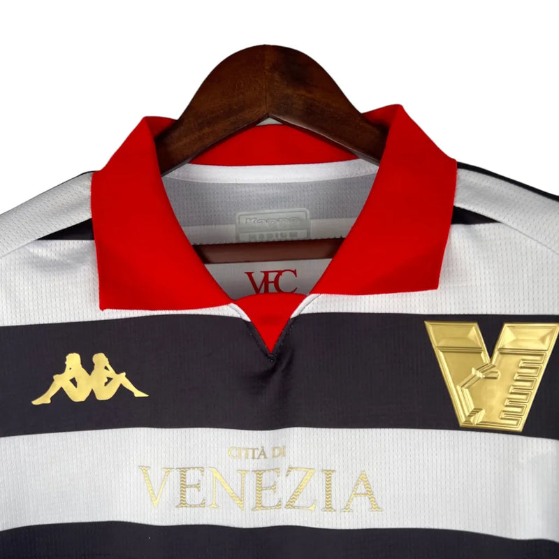 Camisa Venezia III 23/24 - Torcedor Kappa Masculina - Branca com detalhes em preto e dourado