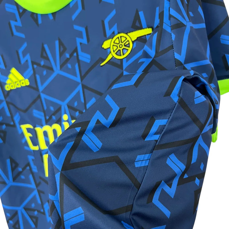 Camisa Arsenal Treino 23/24 - Torcedor Adidas Masculina - Azul com detalhes em amarelo e verde