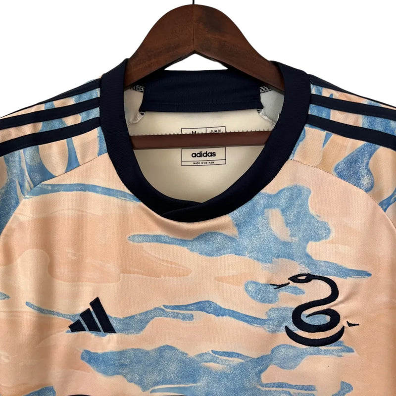 Camisa Philadelphia Union II 23/24 - Torcedor Adidas Feminina - Bege com detalhes em azul