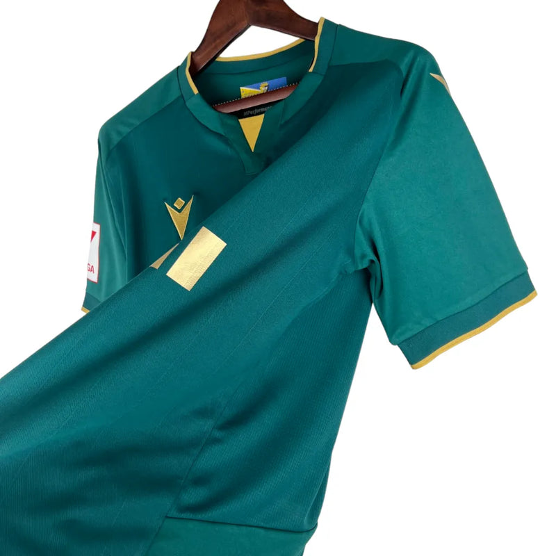 Camisa Cadiz III 23/24 - Torcedor Macron Masculina - Verde com detalhes em dourado